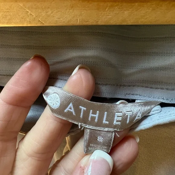 Athleta Urban cropped pants - Picture 6 of 9